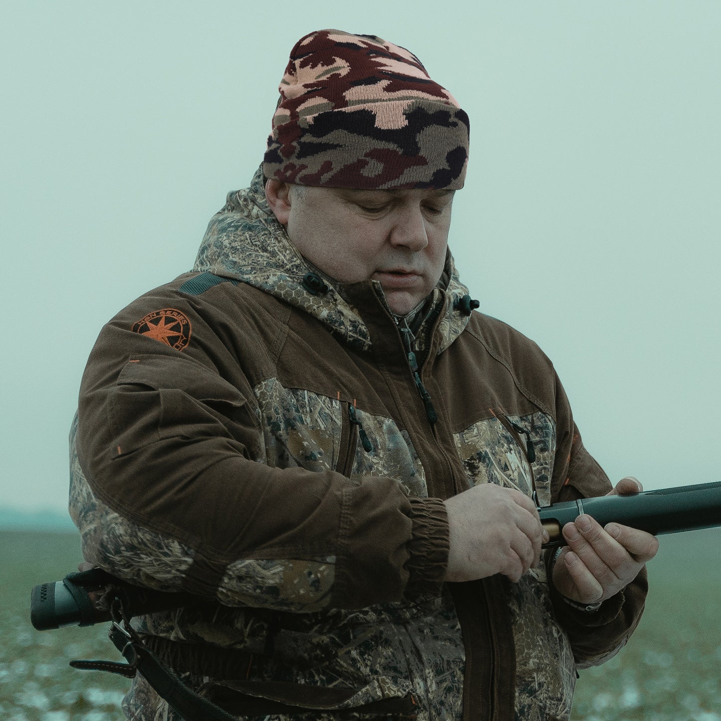 GOAUS Hunting Gifts for Men, Funny Hat and Socks for Him, Father Dad Boys Grandpa Unique Stocking Stuffers…