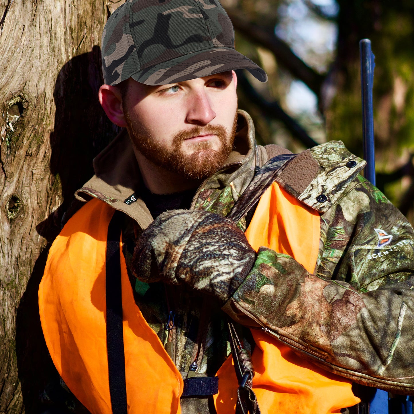 GOAUS Hunting Gifts for Men, Funny Hat and Socks for Him, Father Dad Boys Grandpa Unique Stocking Stuffers…